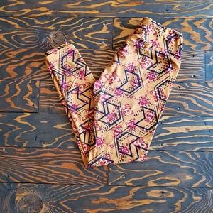 LulaRoe One Size Aztec Leggings